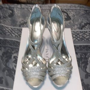 Ladies high heel shoes